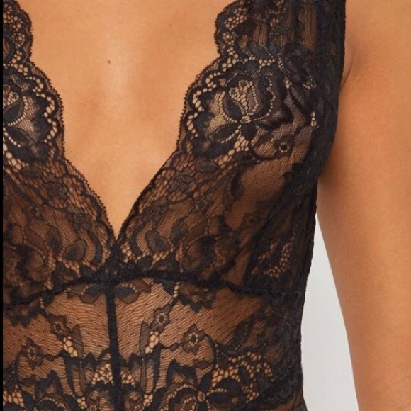 Pretty little things lace bodysuit - Picture 6 of 6